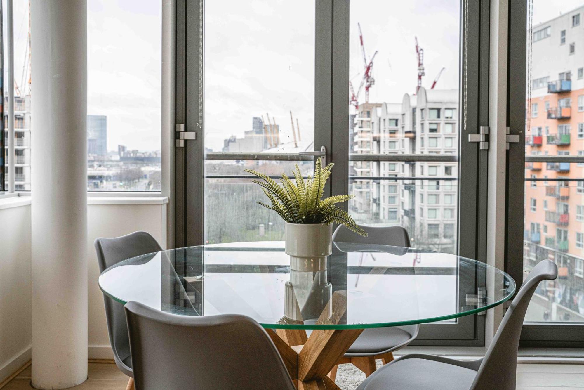Beautiful Penthouse Apartment With Private Terrace In Greenwich Peninsula London Exterior foto