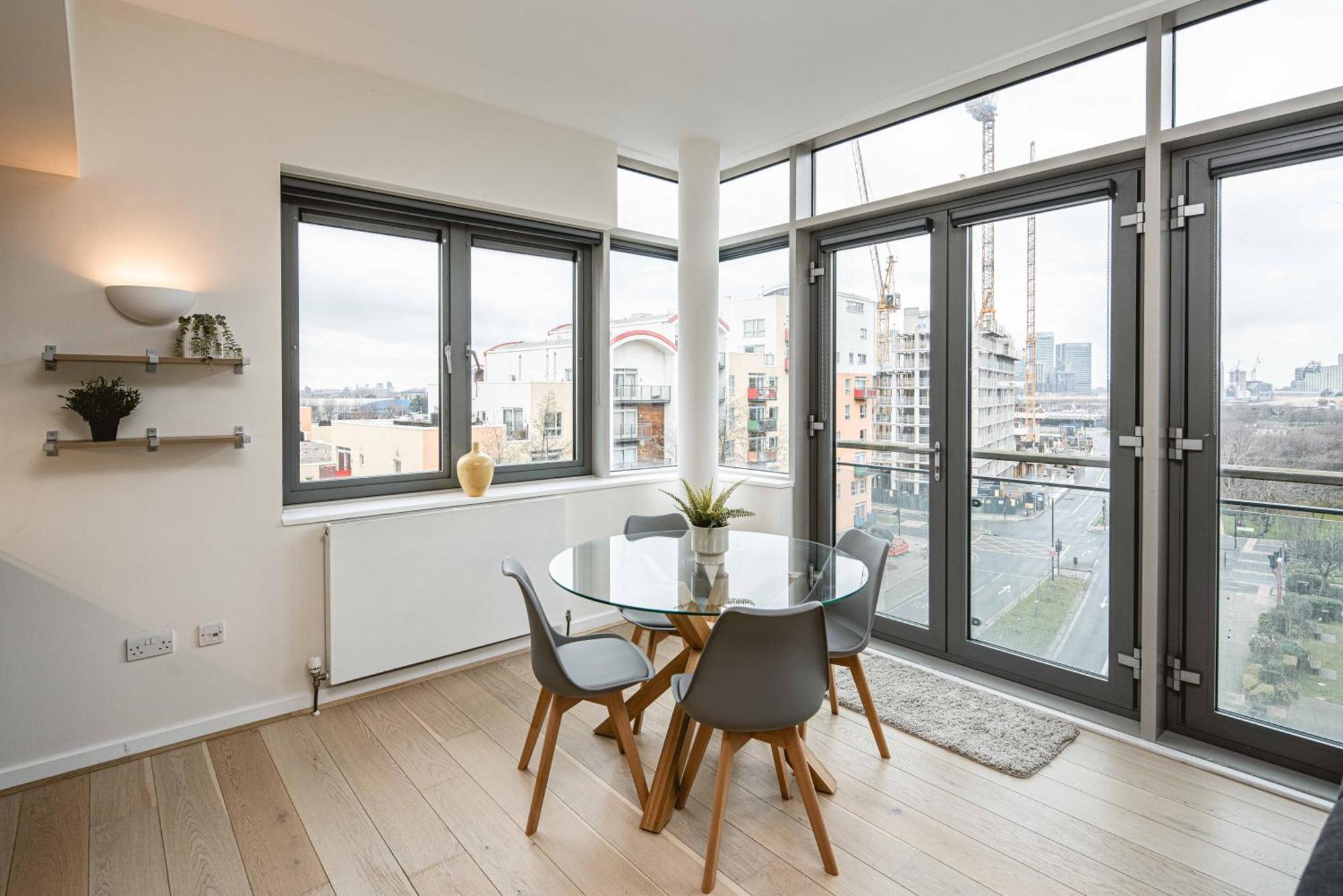 Beautiful Penthouse Apartment With Private Terrace In Greenwich Peninsula London Exterior foto