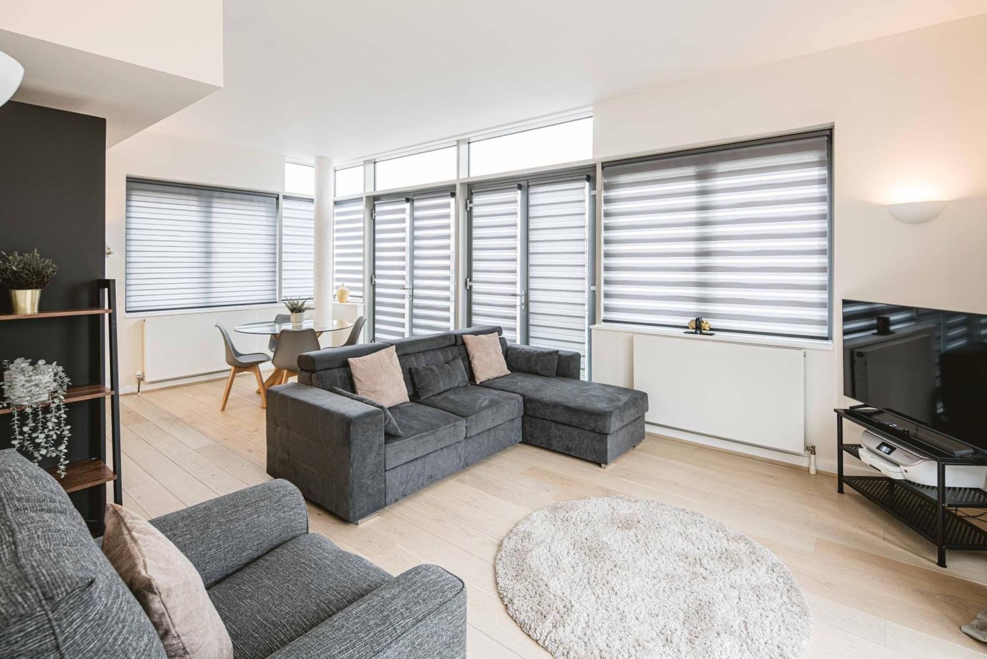 Beautiful Penthouse Apartment With Private Terrace In Greenwich Peninsula London Exterior foto